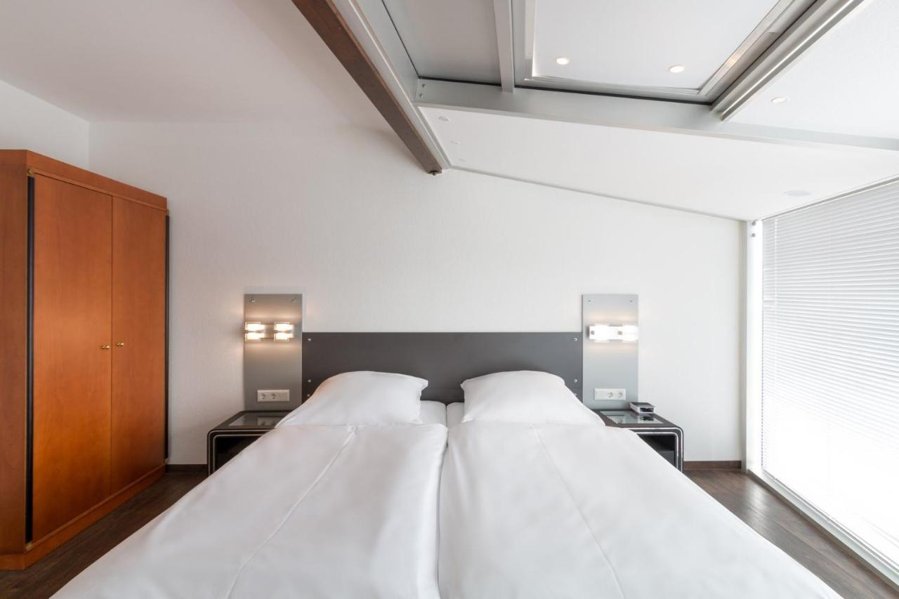 Turmhotel Rhein-Main Dreieich Bagian luar foto